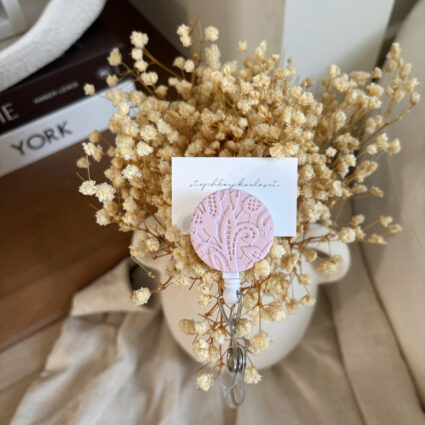 LIGHT PINK LACE | badge reel