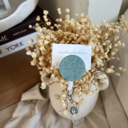 POWDER BLUE FLORAL | badge reel